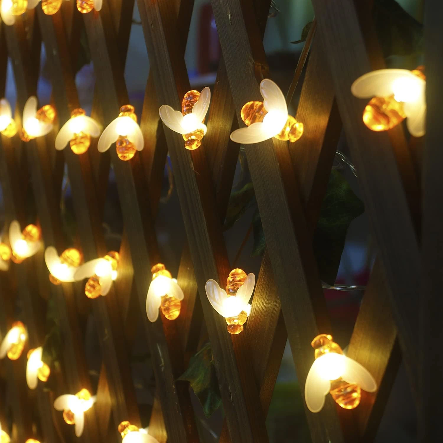 Xingpold Honeybee String Lights Battery Operated, 50 LED 25 Ft 8 Modes Waterproof Fairy Garden Lights With Remote & Timer For Kids Tent Patio Camping Wreath Christmas Indoor Outdoor Decor Warm White 3 Xingpold Honeybee String Lights Battery Operated, 50 LED 25 Ft 8 Modes Waterproof Fairy Garden Lights With Remote & Timer For Kids Tent Patio Camping Wreath Christmas Indoor Outdoor Decor Warm White - Image 3