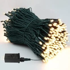 BHCLIGHT Extra-Long 95FT 240 LED Green Wire Christmas String Lights Outdoor/Indoor, Christmas Tree Lights With 8 Modes, Plug In String Lights For Party Christmas Decorations (Warm White)