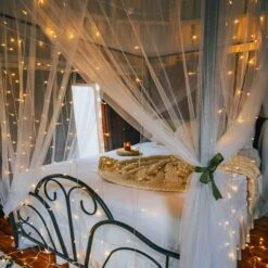 Echosari 300 LED Curtain Lights Battery Operated, 9.8ft×9.8ft Hanging Lights With Remote Timer Outdoor Curtain Window Lights For Bedroom Patio Wedding Backdrop Christmas Party Decór (Warm White) -Xmas Lighting Shop 71wGkBaiFTL. AC SL1500