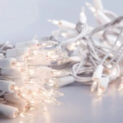 612 Vermont 100 Clear Christmas Lights On White Wire, UL Approved For Indoor/Outdoor Use, 18 Foot Of Lighted Length, 20 Foot Of Total Length -Xmas Lighting Shop 810IieBjMcL. AC SL1500