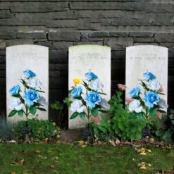 New Designed Blue & White 6 Flowers] Solar Powered Decorative Garden Lights, Waterproof Outdoor Rose Artificial Flowers For Cemetery Decorations For Grave Memorial Day Mother Day Christmas Yard Path -Xmas Lighting Shop 814g4Xt0thL. AC SL1404