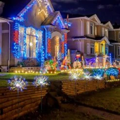 DenicMic 2 Pack Solar Firework Lights Outdoor Garden Decorative 200 LED Starburst Solar Lights 8 Mode Solar Star Waterproof For Garden Patio Path Christmas Decorations (Multi-Colored) -Xmas Lighting Shop 81EpGPKduPL. AC SL1500