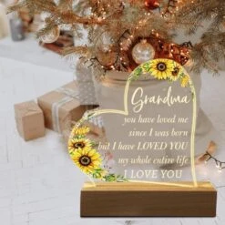 Hiipeenow Grandma Birthday Gifts, Acrylic Engraved Night Light 15 * 19CM Presents, Christmas Mothers Day Gifts For Grandma, Nana, Gigi, Grammy, Grandmother From Grandchildren -Xmas Lighting Shop 81sI2Hu0SeL. AC SL1500